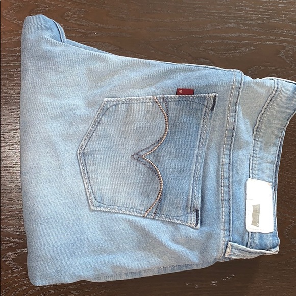 ✨️Levi Jeans - Picture 3 of 4